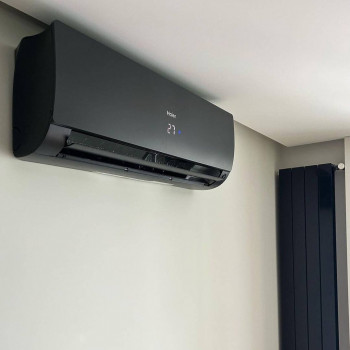 Кондиционер  Haier Flexis 25, стильный черный дизайн, Haier Flexis серии R-32, SuperQuiet режим, Wi-Fi