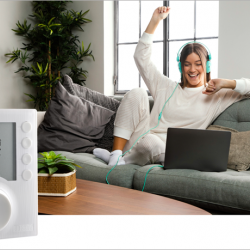 Programmable room thermostat Delta Dore TYBOX 137, for precise control of the temperature in the house