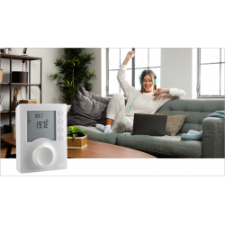 Programmable room thermostat Delta Dore TYBOX 137, for precise control of the temperature in the house