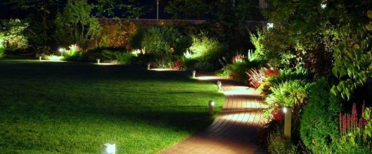 lawn lighting