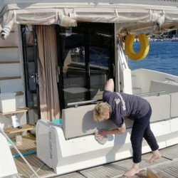Professional cleaning of yachts and boats