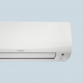 Aire acondicionado DAIKIN TXF25F R32 tipo Split 1x1 Inverter. Clase A++/A+. Capacidad frigorífica 2210 fg/h.; Capacidad calorífica 2442 kcal/h. 3 años de garantía — Domis.pro Aire acondicionado DAIKIN TXF25F R32 tipo Split 1x1 Inverter. Clase A++/A+. Capacidad frigorífica 2210 fg/h.; Capacidad calorífica 2442 kcal/h. 3 años de garantía — fotos, apariencia, detalles