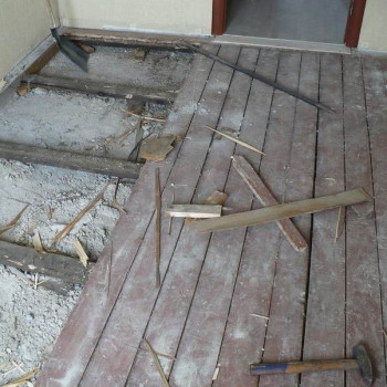 Desmontaje del tablero del suelo, m²