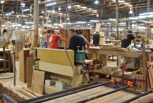 Air humidification with fog in the woodworking industry
