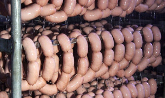 Cooling of the sausage after heat treatment