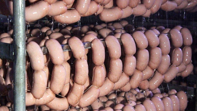 Refrigeracióncolbasa después del tratamiento térmico