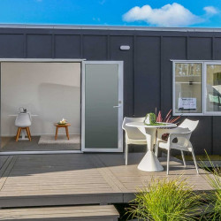 Dom mody 8,4 m x 3 m 25,2 m2, 1 sypialnia, oddzielne życie, aneks kuchenny, łazienka