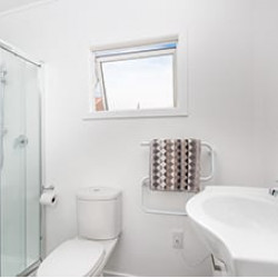 Dom mody 8,4 m x 3 m 25,2 m2, 1 sypialnia, oddzielne życie, aneks kuchenny, łazienka