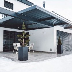 Bioklimatische Winter pergola met warme beglazing 3m x 4m Pergola gemotoriseerd grafiet / grijs Bioklimatische Winter pergola met warme beglazing 3m x 4m Pergola gemotoriseerd grafiet / grijs