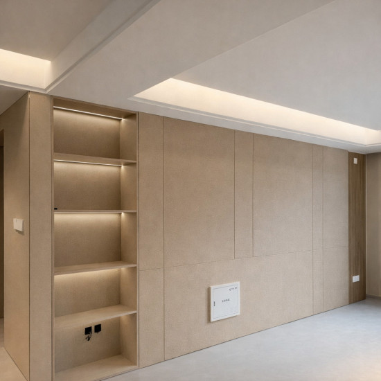 Panneau mural en WPC finition cuir nubuck beige clair, surface texturée.