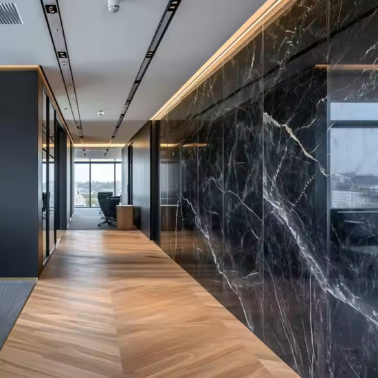 Fabryka do produkcji Panele okładzinowe do ścian i sufitów po cenach producenta Zamów Dekoracyjny panel ścienny SPC (Stone Plastic Composite) po cenach fabrycznych