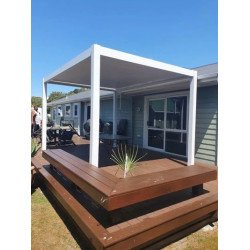 Pergola à ciel ouvert et stores de pluie et soleil 4m x 4m x 2.5m Louvre Pergola Pergola LED - autoportante motorisée (blanche)