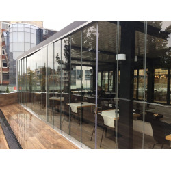 Tonnelle bioclimatique avec vitrage pour fêtes, mariages, restaurants 7m x 4m x 2,5m Pergola LED Tonnelle bioclimatique avec vitrage pour fêtes, mariages, restaurants 7m x 4m x 2,5m Pergola LED