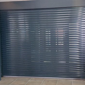 Roleta blindée avec microperforation automatique, Persiana Microperforado 2900 x 2500 mm