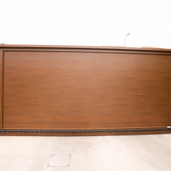 Sliding gates, with a gate made of sandwich panels