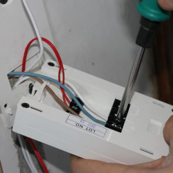 Installation of thermostat, unit