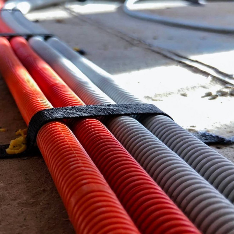 Commandez Câblage de câble dans une gaine ondulée, mètre linéaire. aux prix d'usine