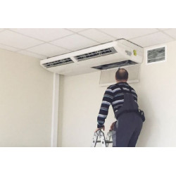 Basis vloer - en plafondinstallatie tot 10.750 koelcapaciteit