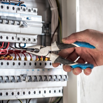 Desmontaje del panel eléctrico, unidades