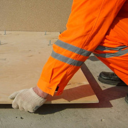 Dismantling of plywood, particleboard, gypsum fiberboard (GVL), oriented strand board (OSB) from the floor, m²