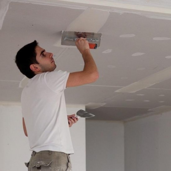 Commandez Mastic de finition pour plafonds plâtrés sous papier peint, m² aux prix d'usine