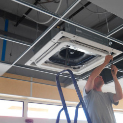 Installation of a basic cassette from 9.000 refrigerators