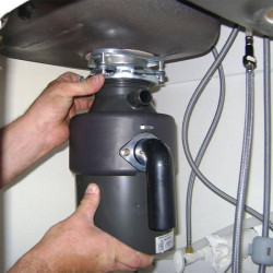 Installation von Küchenabfallentsorgern, Stück