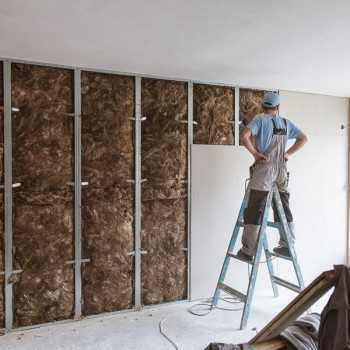 Instalación de estructura de perfil para paneles de yeso laminado, m²
