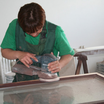 Cleaning of window frames and doors, m²