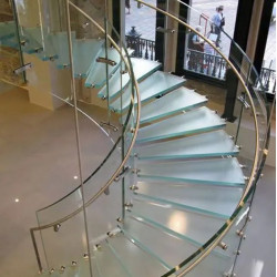 High-quality safe anti-slip stairs made of tempered laminated glass with low iron content