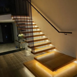 Modern simple design with hidden beam, wooden staircase, L-shaped straight staircase, glass railing, modern floating staircase, glass staircase