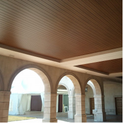 An accessible ceiling with one partition is easy to disassemble and assemble