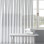 Cortinas translúcidas con rayas brillantes