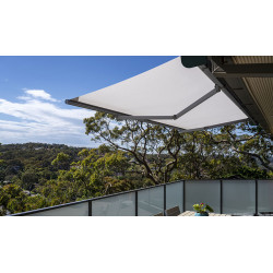 Baldachim SmartSun w komplecie z silnikiem i akrylową taflą LED 3x2m w kolorze kamiennej szarości. Zadaszenie na taras, balkon, uchwyty ścienne w komplecie  Baldachim SmartSun w komplecie z silnikiem i akrylową taflą LED 3x2m w kolorze kamiennej szarości. Zadaszenie na taras, balkon, uchwyty ścienne w komplecie
