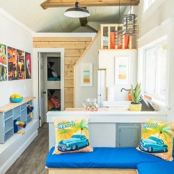 Dziedziniec, mobilny, przejściowy dom na kółkach 6515x2330, 21,94 m2, Kuchnia, powierzchnia, łazienka, Pokój gościnny