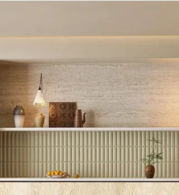 Idea de ambiente · imagen orientativa — Panel decorativo de gran formato fabricado en material SPC con núcleo mineral reforzad 1220x2800mm Travertino Beige Mate