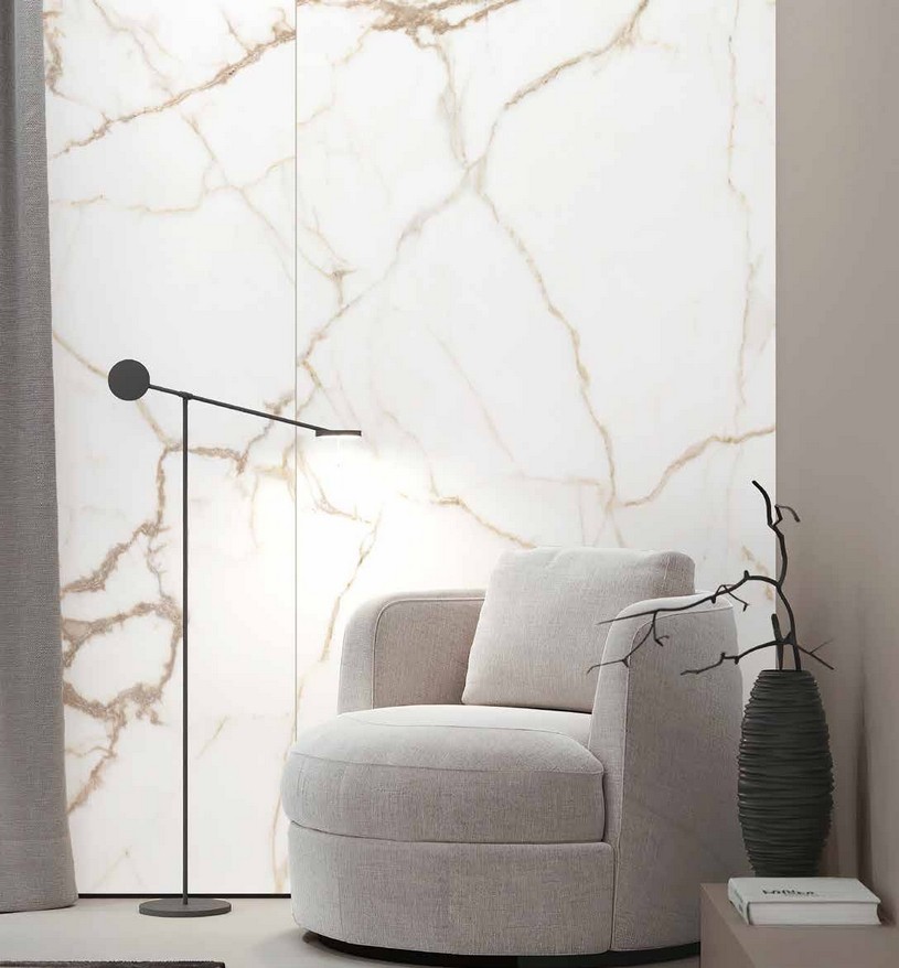 Idea de ambiente · imagen orientativa — Panel de pared SPC Rocko R192 Bianco Gold — 4 mm